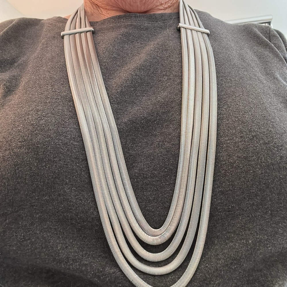 Silver herringbone 5 strand necklace
